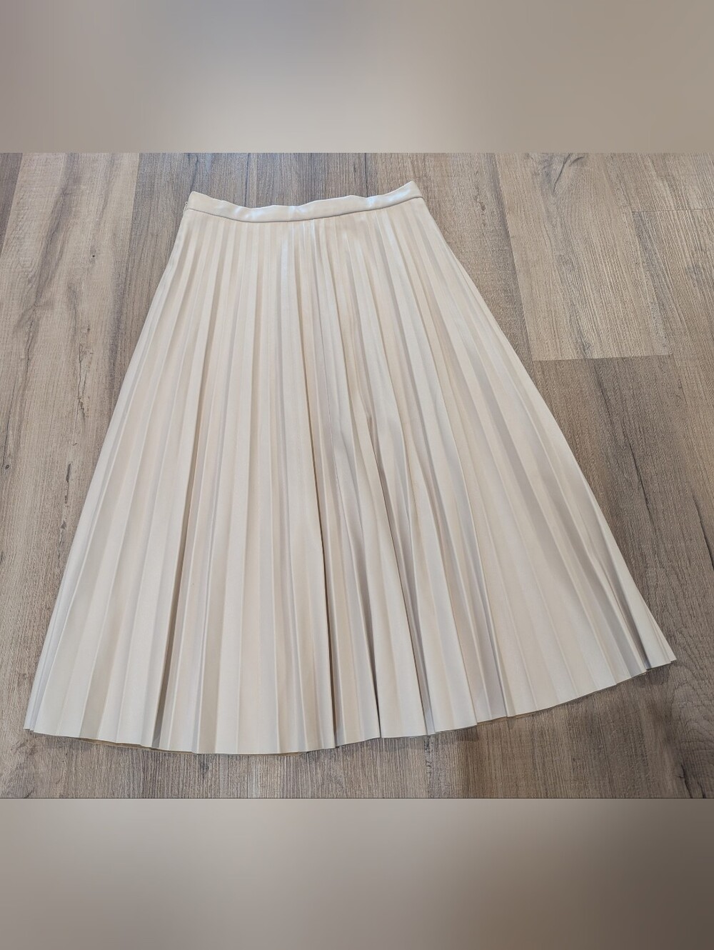7 For All Mankind Cream Pleated Midi Skirt - Picture 2 of 7
